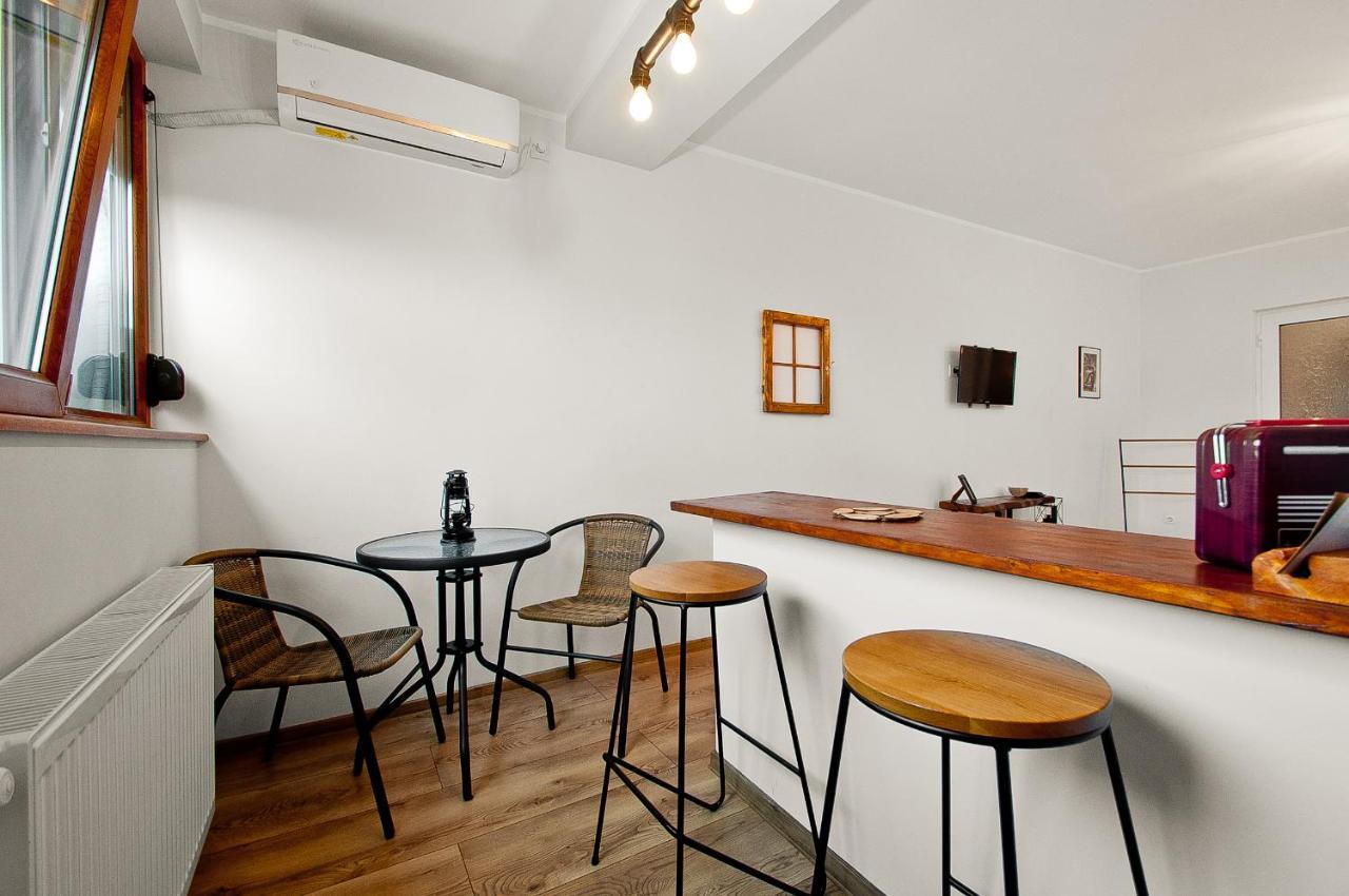 Wood&Steel Apartment Galaţi Exteriér fotografie
