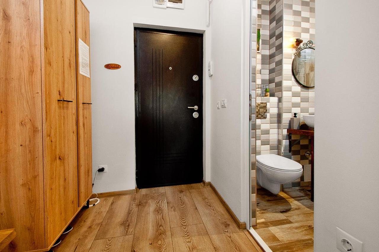 Wood&Steel Apartment Galaţi Exteriér fotografie